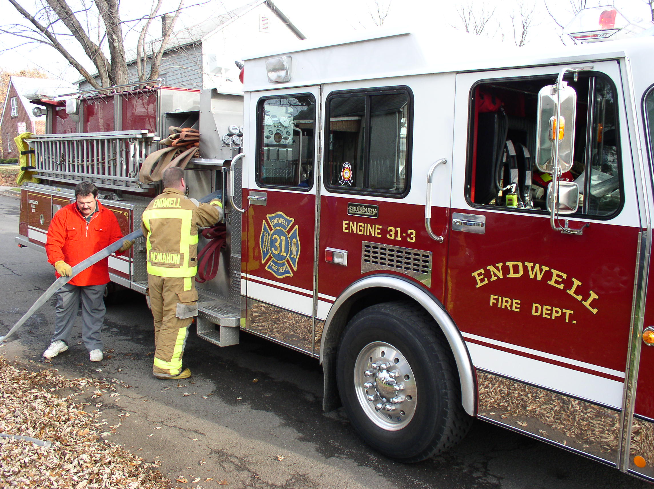 11-22-04  Response - Fire - Kent Ave
